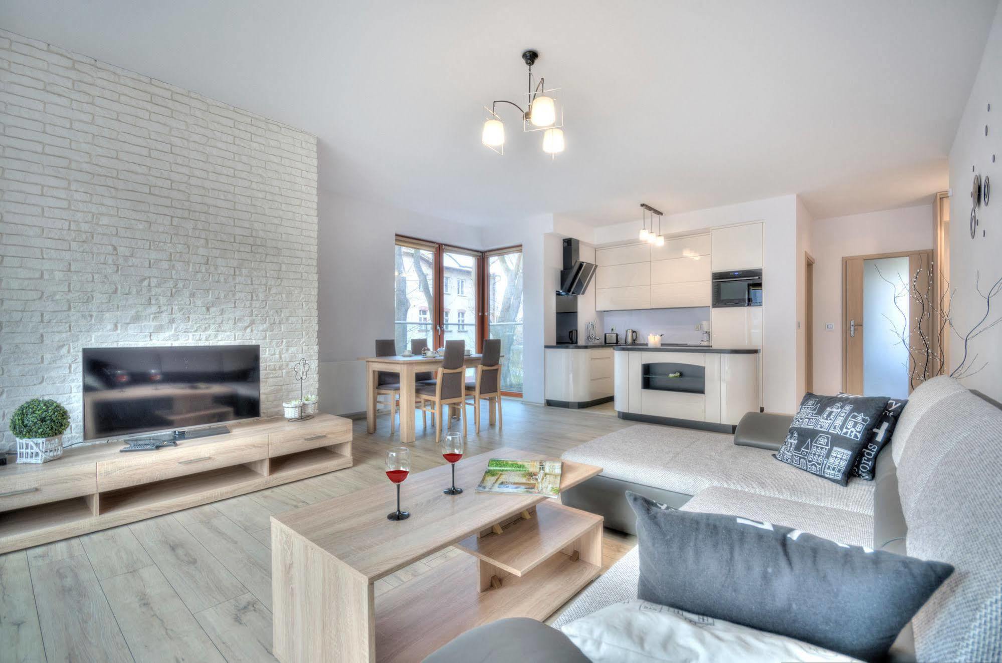 Dom & House - Apartments Sopot Kamienny Potok Екстер'єр фото